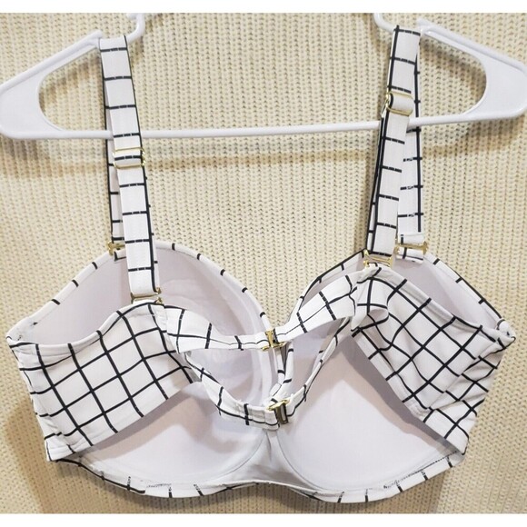 Swimsuits For All, Black/White Plaid Top, Size 32E/F, Very Nice‎ And Worn Once - Picture 3 of 6